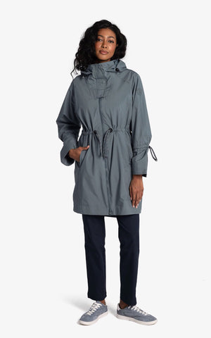 Lolë Oversized Rain Jacket 'Piper'
